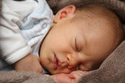 5 tips para que el bebé duerma bien