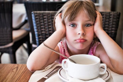 Solución para que los niños se comporten en un restaurante