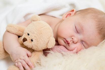 Deja a tu bebé tomar siestas para mejorar su memoria
