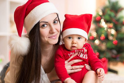 5 tips para organizar la Navidad con un recién nacido