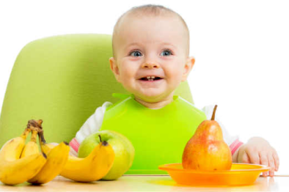 ¿Cuándo se le puede dar frutas y verduras a un bebé?