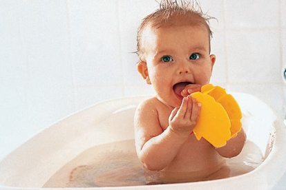 Errores de primeriza: Bañar al bebé diario