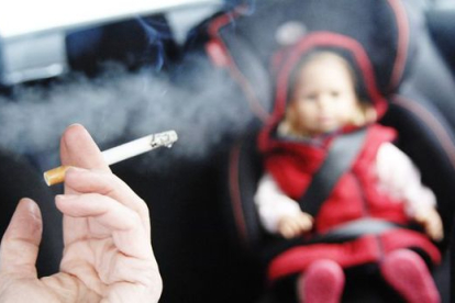 ¿Cómo daña el humo del cigarro a los niños?