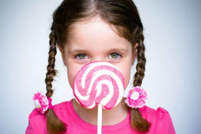 Forma efectiva de controlar la ingesta de azúcar en niños