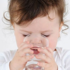 6 tips para que tus hijos tomen más agua